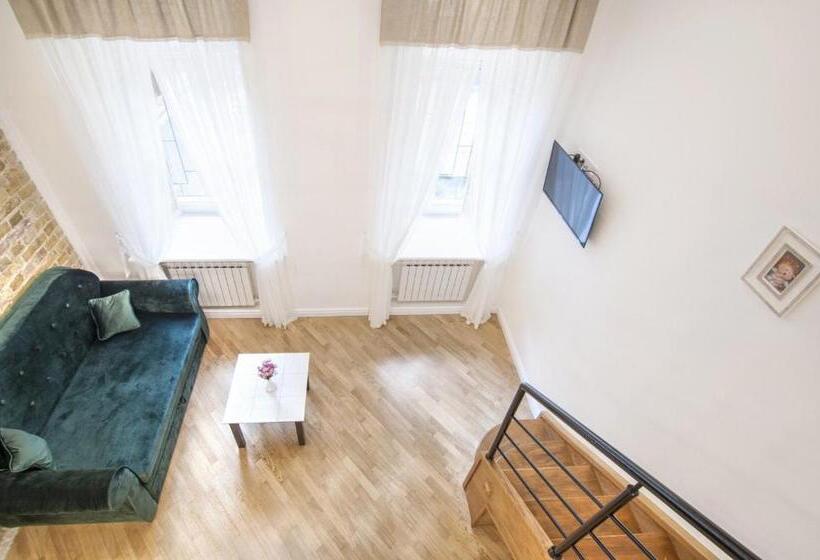 Kyiv Vogue Apartments