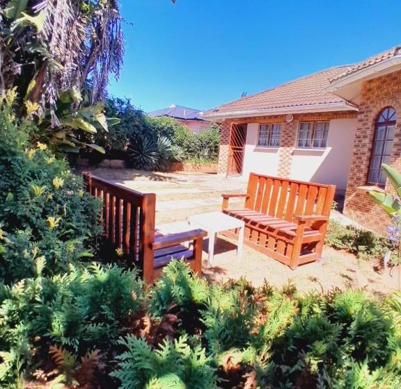 Pension Adante Lodge 27 Mlonyeni