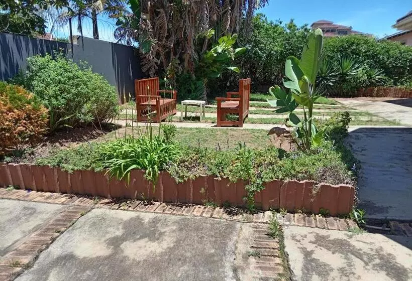 Majatalo Adante Lodge 27 Mlonyeni