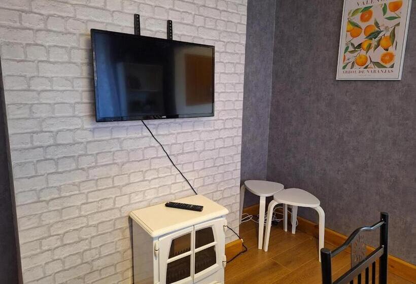 פנסיון Uplands Grove Bungalow