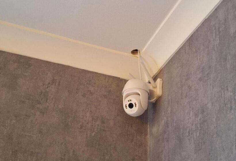 פנסיון Uplands Grove Bungalow