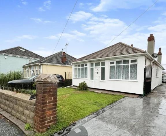 פנסיון Uplands Grove Bungalow