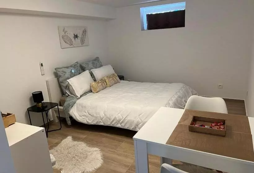 Aamiaismajoitus (B&B) Maison Les étoiles