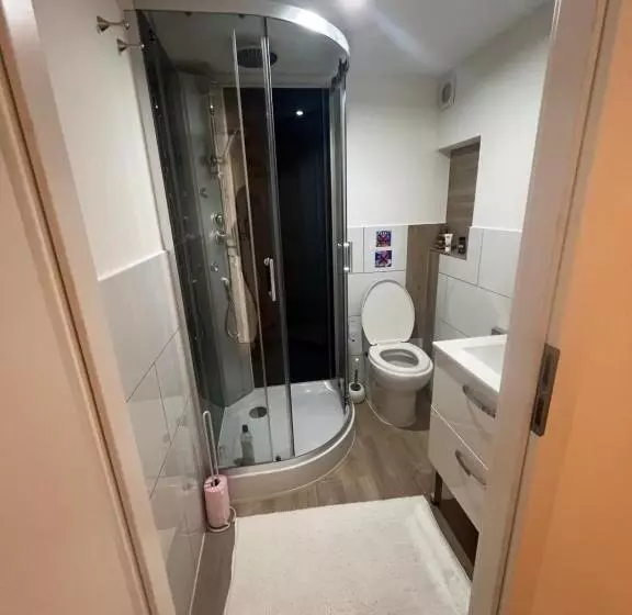 Aamiaismajoitus (B&B) Maison Les étoiles