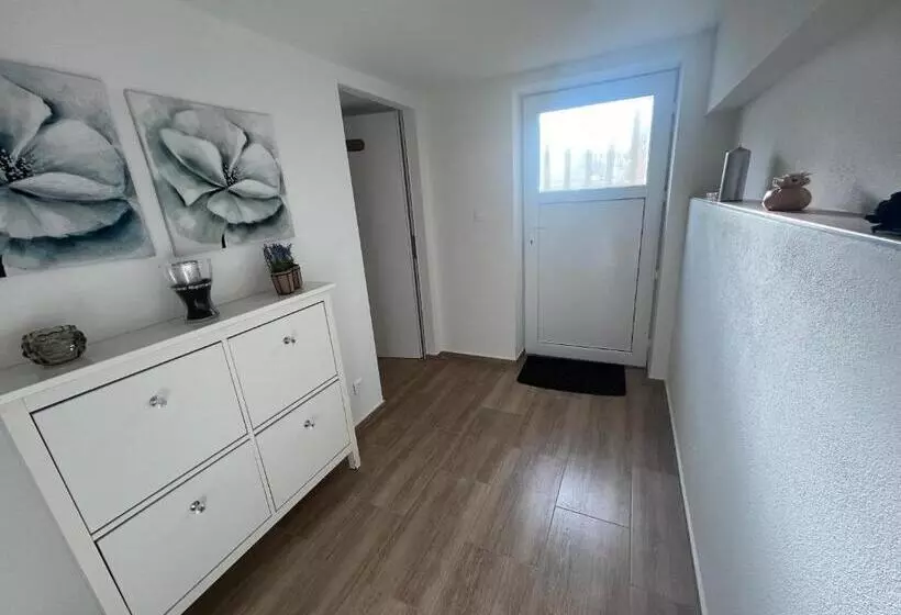 Aamiaismajoitus (B&B) Maison Les étoiles