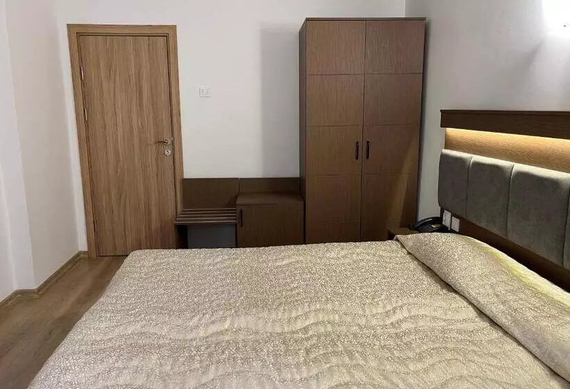 ホテル почивна база орлица
