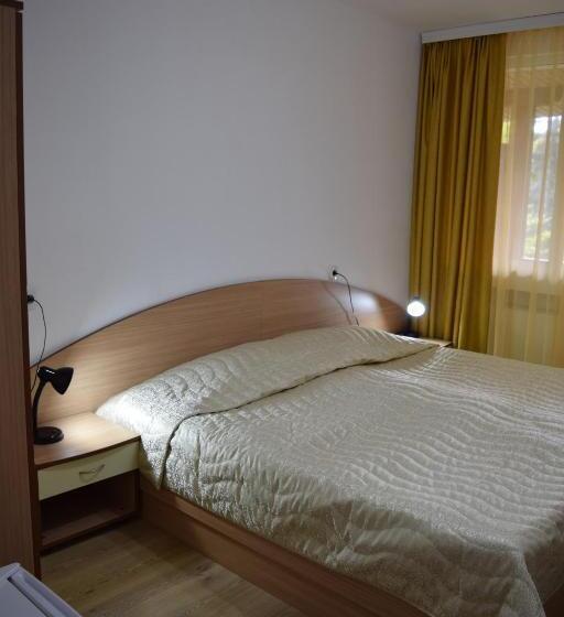 בית מלון כפרי почивна база орлица