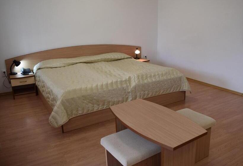 בית מלון כפרי почивна база орлица