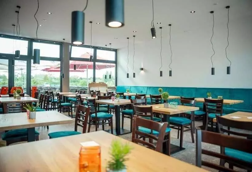 Hotelli Central Vis A Vis