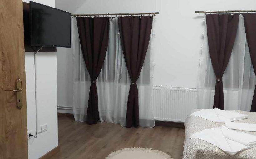 酒店 Pensiunea Agroturistica Daniel