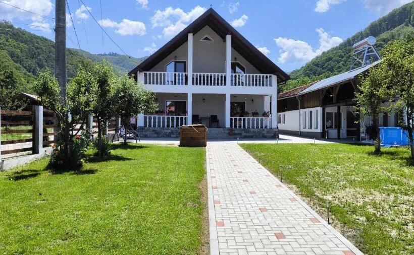 酒店 Pensiunea Agroturistica Daniel