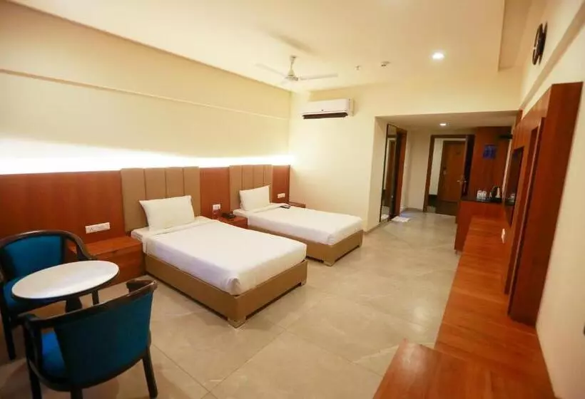 ホテル Shubham Palace