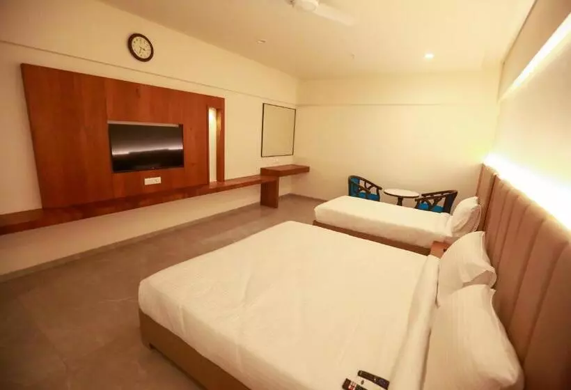 ホテル Shubham Palace