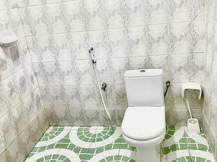 Mystic Manor Stonetown B&b