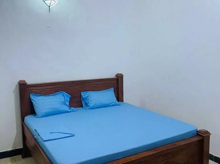 Mystic Manor Stonetown B&b