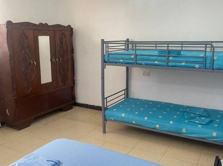 Mystic Manor Stonetown B&b