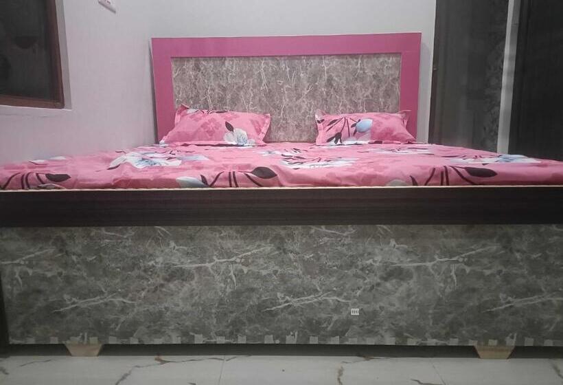 Oyo V.s. Hotel And Restaurant