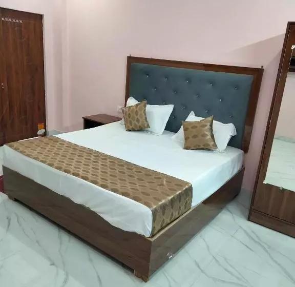 ペンション Goswami Guest House