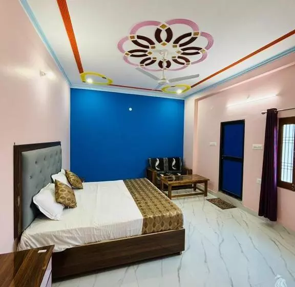ペンション Goswami Guest House