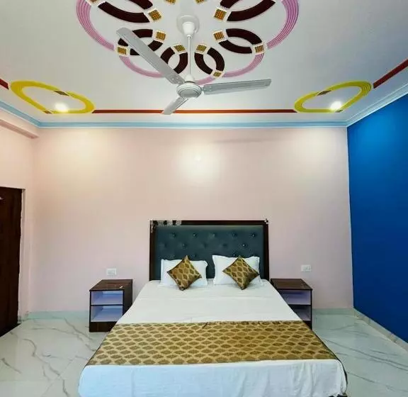 ペンション Goswami Guest House