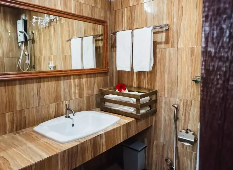 پانسیون Hanifaru Beach Inn