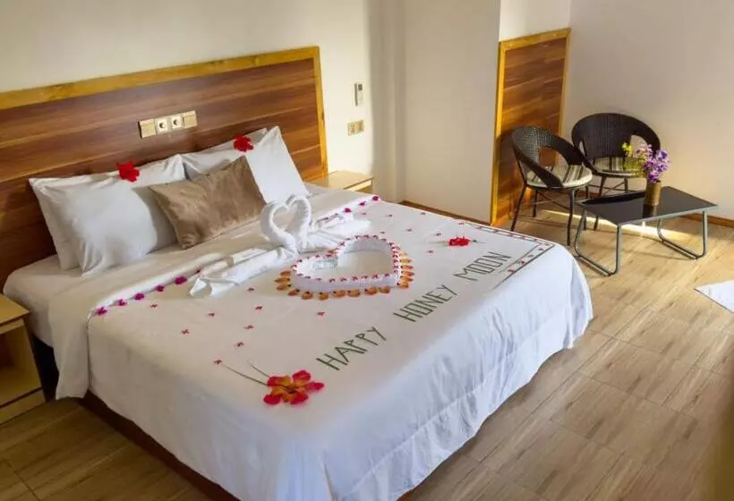 پانسیون Hanifaru Beach Inn