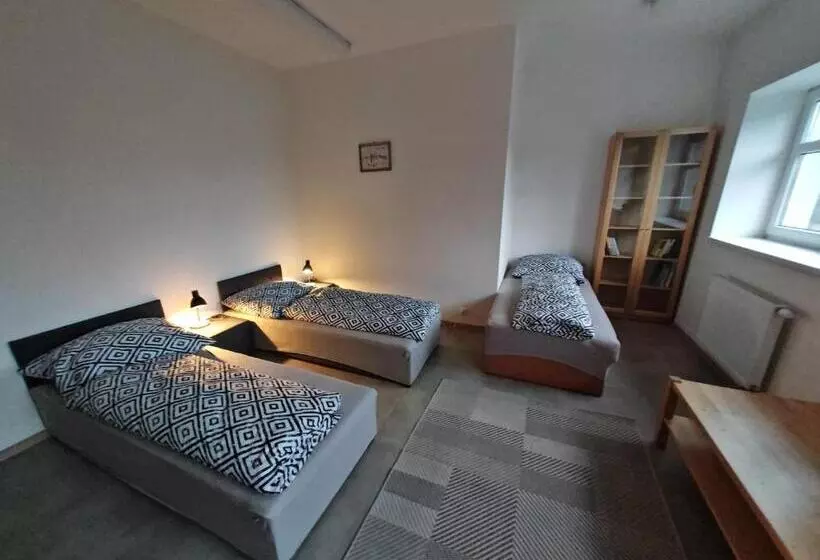 Majatalo Hospoda U Máně