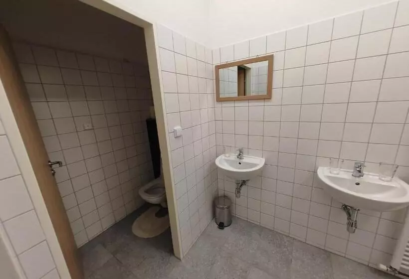 Majatalo Hospoda U Máně