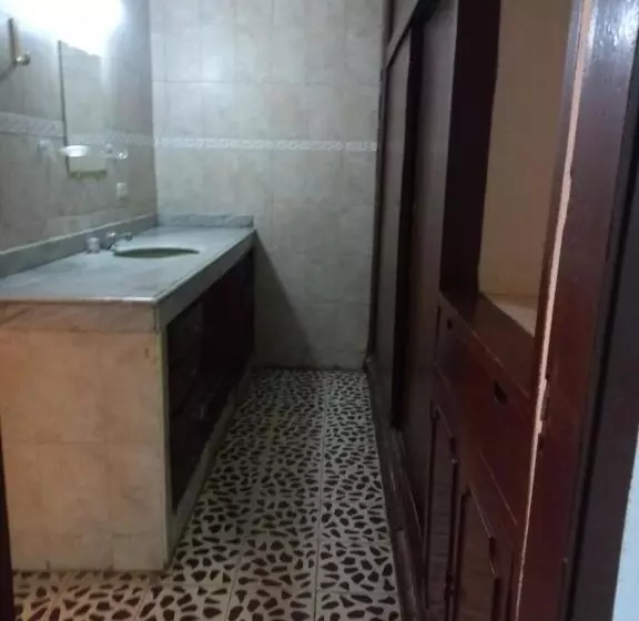 Majatalo Hostal  Ciudad Jardin