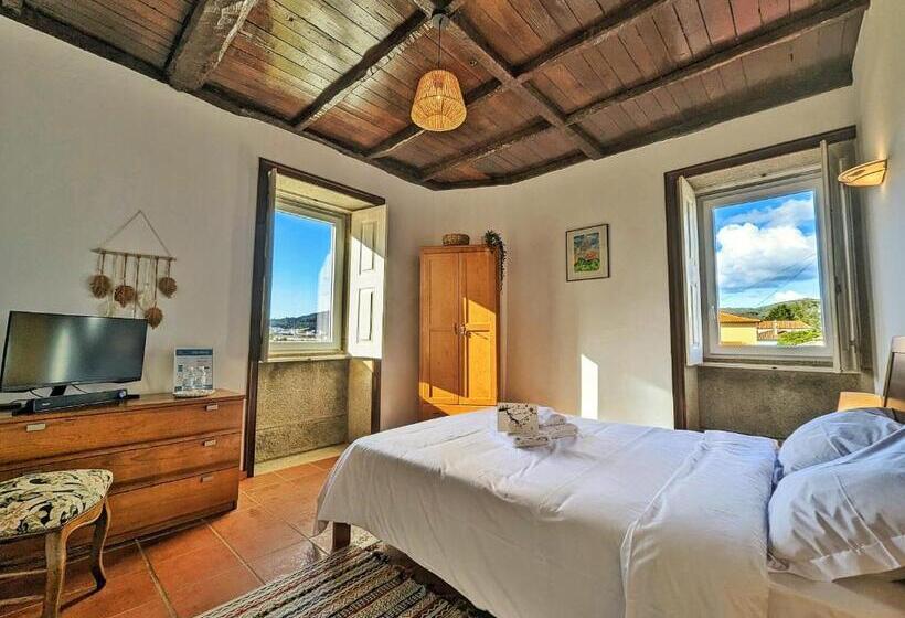 پانسیون Torre De Santiago Guest House