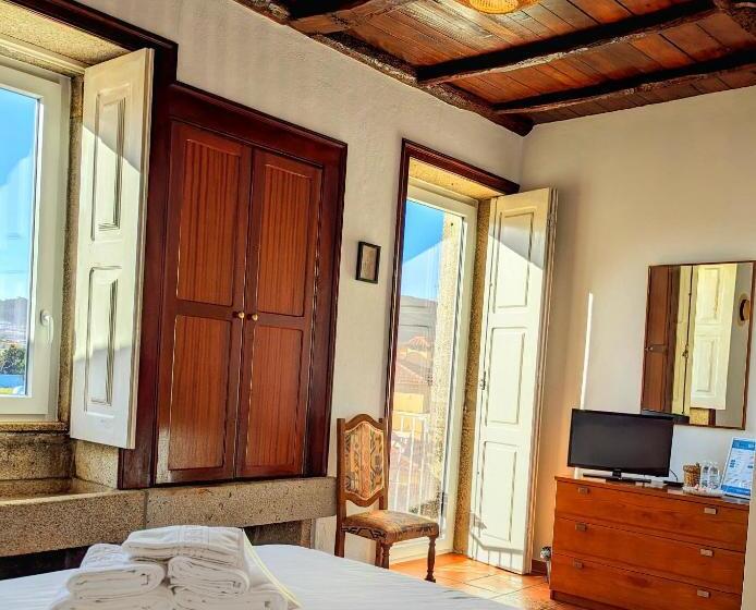 پانسیون Torre De Santiago Guest House