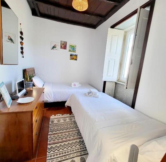 پانسیون Torre De Santiago Guest House