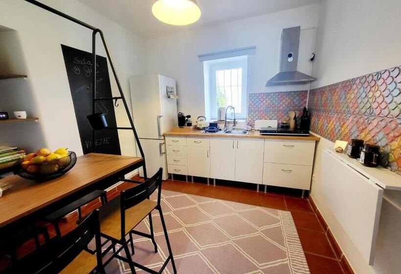 پانسیون Torre De Santiago Guest House