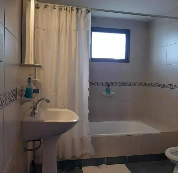 Tzion B&b