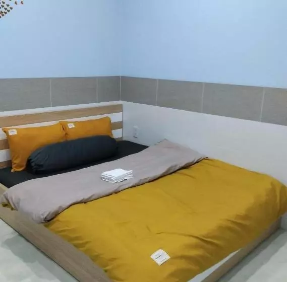 تختخواب و صبحانه Nhà Nghỉ Ana