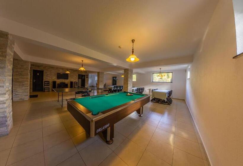 ベッドアンドブレックファースト Poiana Soarelui