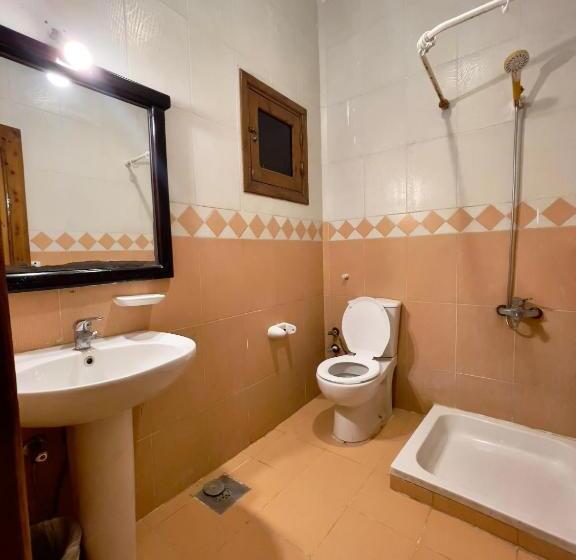 هتل Black Prince Camp