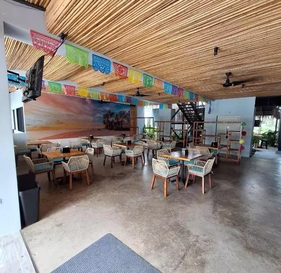 هتل Club Marino Ballena
