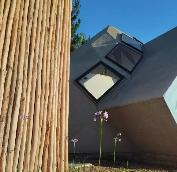 カプセルホテル Panilongo Lodge