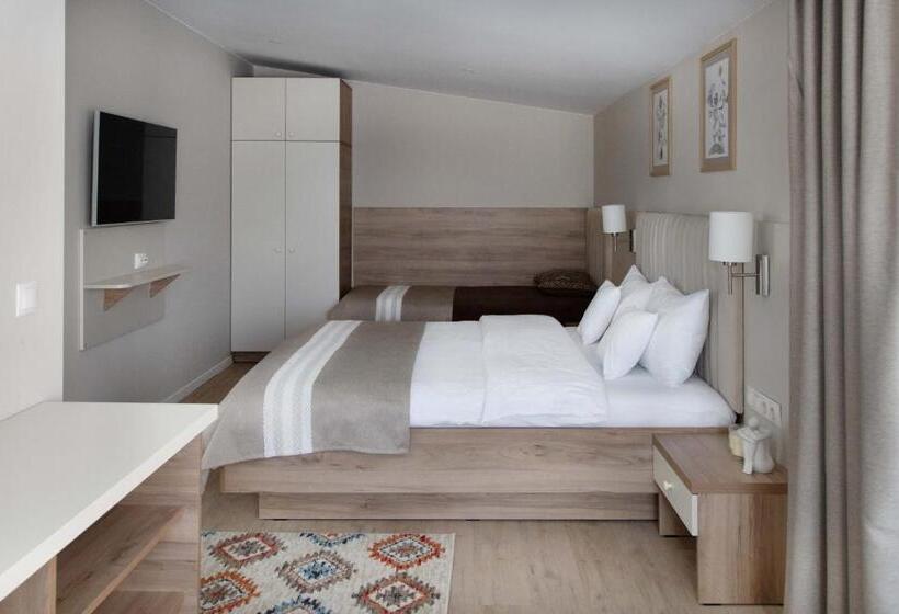 پانسیون Casa Encian