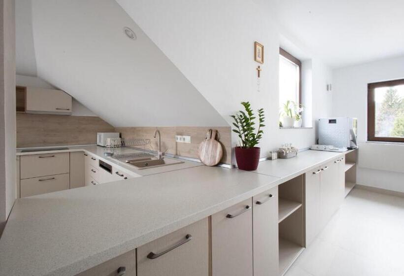 پانسیون Casa Encian