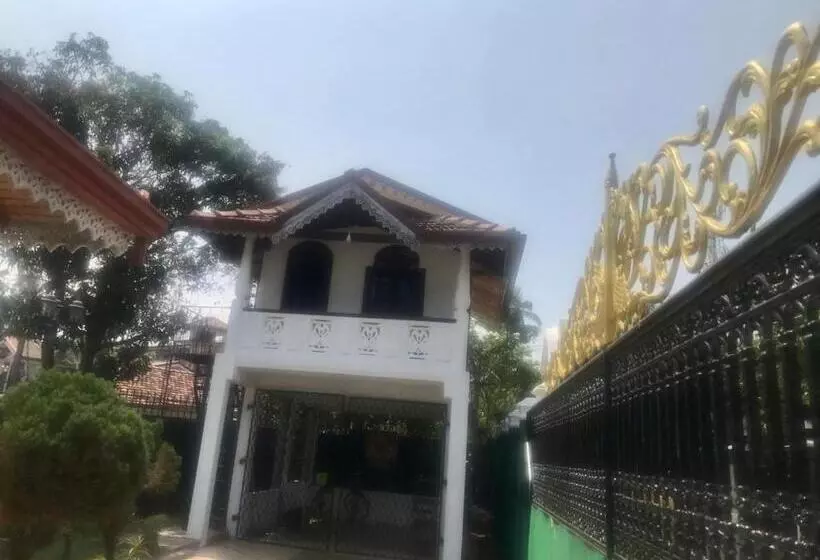 ペンション Kingz And Queenz   Negombo