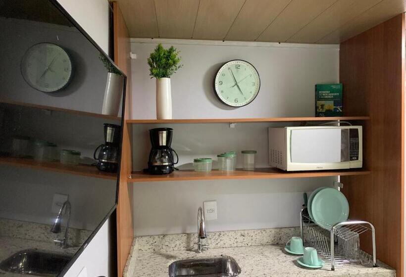 Pensionat Suíte Independente Com Ar, Wifi, Smartv E Cozinha