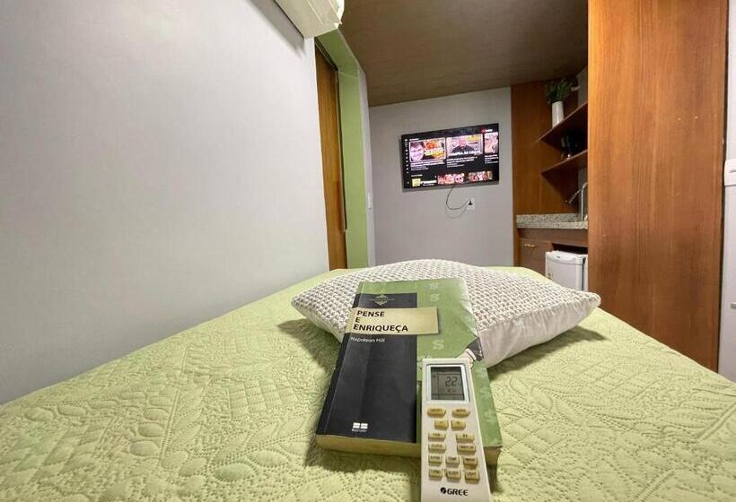 Pension Suíte Independente Com Ar, Wifi, Smartv E Cozinha