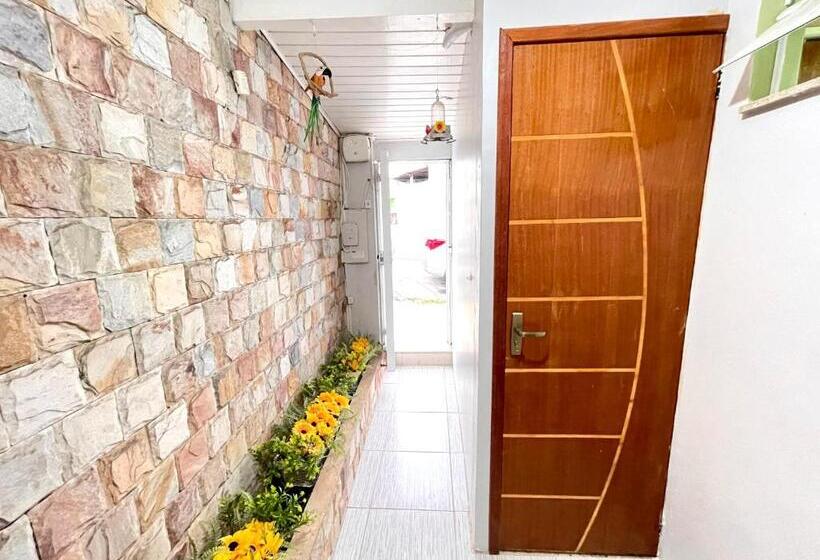 Pension Suíte Independente Com Ar, Wifi, Smartv E Cozinha