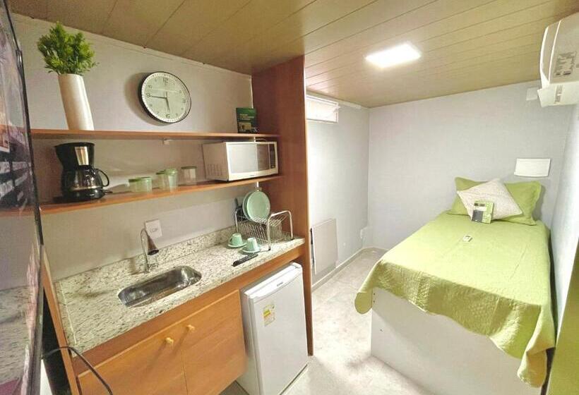 Pensionat Suíte Independente Com Ar, Wifi, Smartv E Cozinha