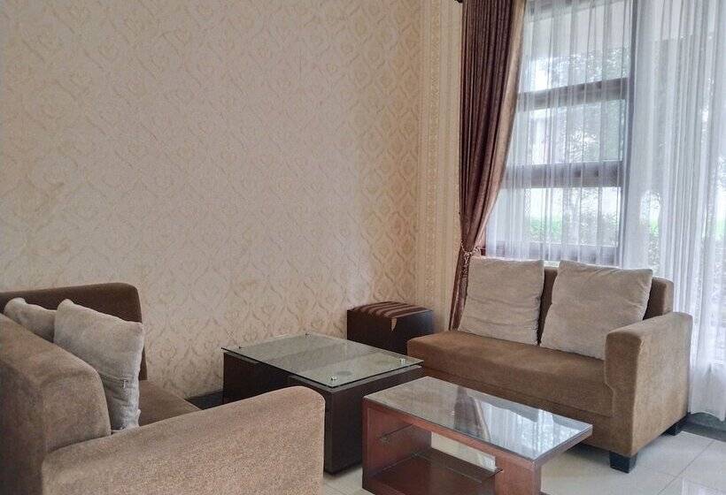 Pension Twin Guest House Grand Wisata