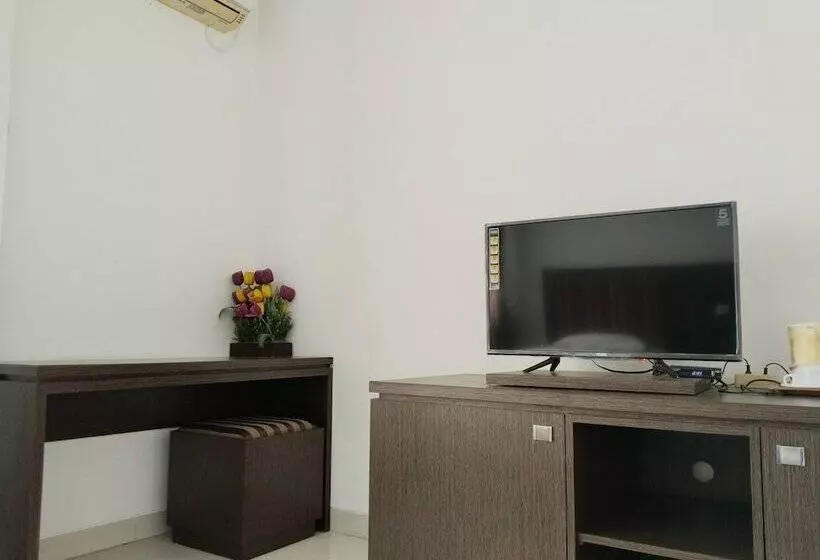 ペンション Twin Guest House Grand Wisata