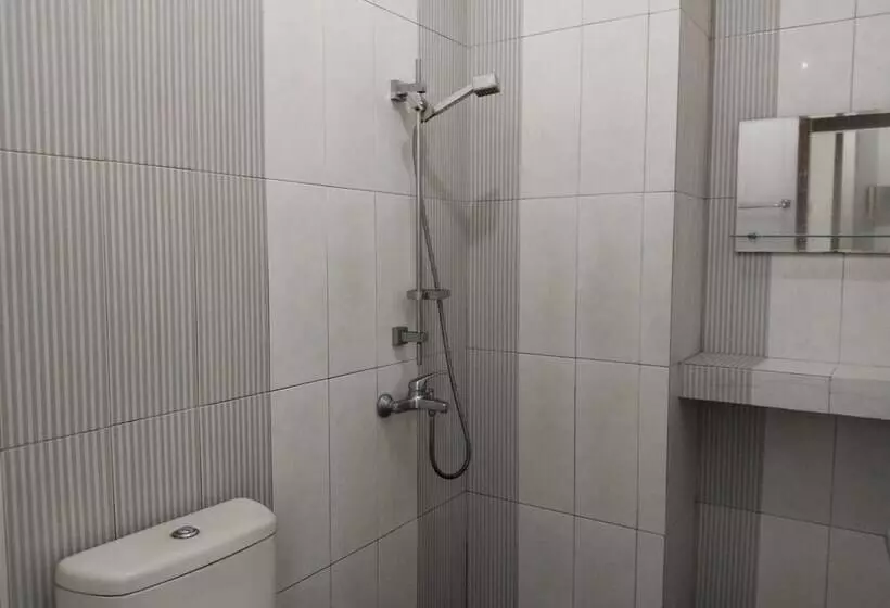 ペンション Twin Guest House Grand Wisata