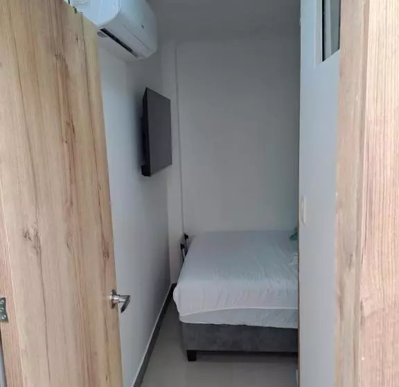 ペンション Ultra Mini Suite Privada Con Baño